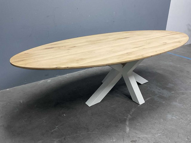 Ovaal eiken eetkamertafel 260 cm met onderstel spin - afbeelding 4 van  4