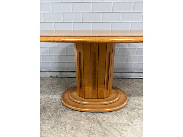 Ovaal houten tafel - afbeelding 5 van  5