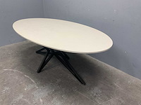 Ovaal hpl eetkamertafel 220 cm met onderstel shooting star - afbeelding 4 van  5