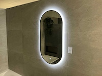 Ovaal led-spiegel - afbeelding 1 van  2
