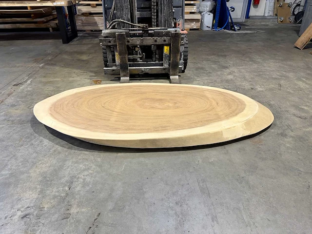 Ovaal suar boomstam tafelblad 200 cm - afbeelding 1 van  2