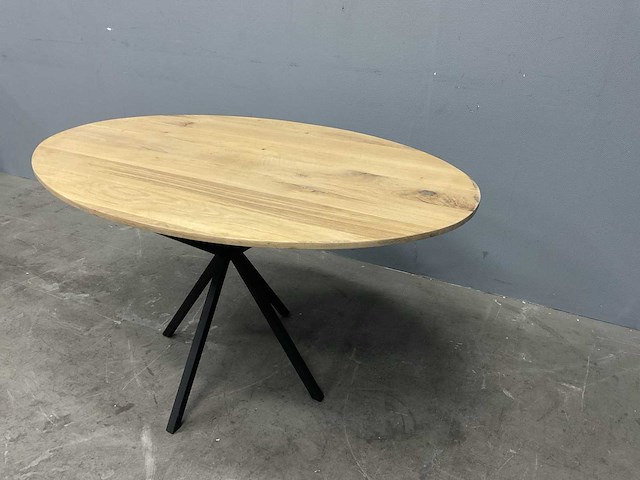 Ovaal verzet eiken eetkamertafel 140 cm met onderstel spin 85 - afbeelding 3 van  5
