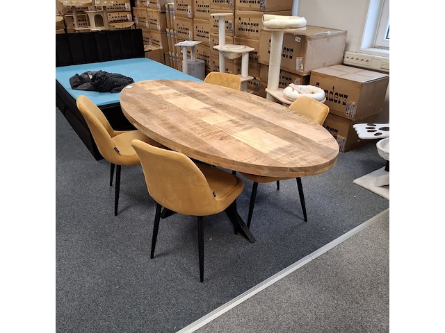 Ovale eetkamertafel met 4x stoel - afbeelding 1 van  5