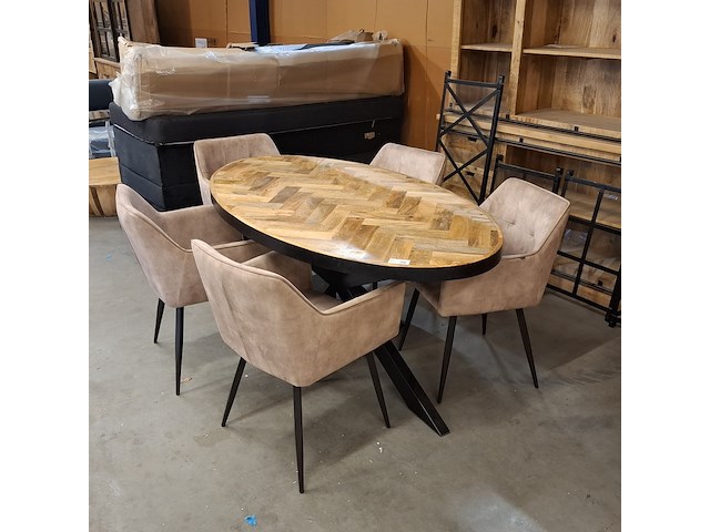 Ovale eetkamertafel met 5x stoel - afbeelding 1 van  9