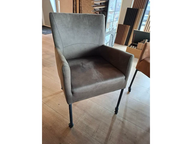 Ovale eetkamertafel met 6 stoelen - afbeelding 2 van  10