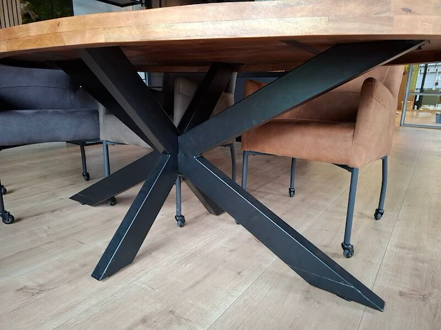 Ovale eetkamertafel met 6 stoelen - afbeelding 4 van  10