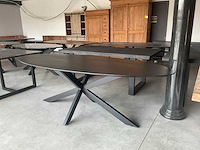 Ovale eetkamertafel - afbeelding 1 van  8