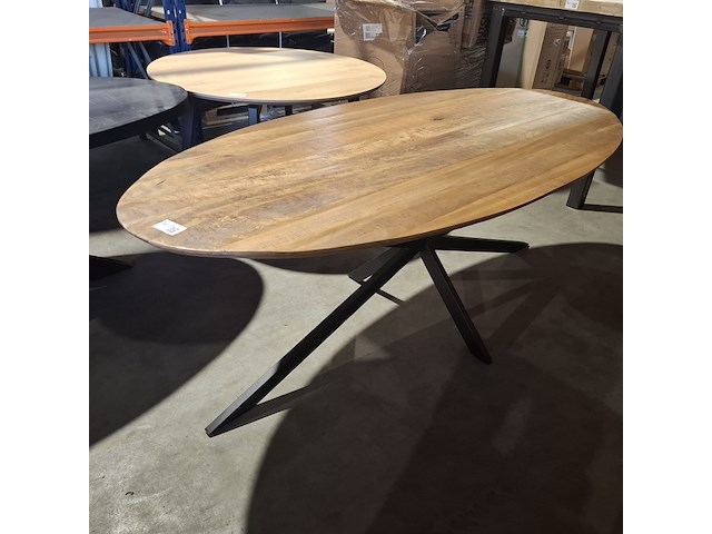 Ovale tafel, starfurn, 2025 - afbeelding 1 van  5