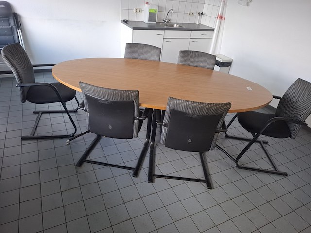 Ovale vergadertafel met 6 stoelen - afbeelding 2 van  6