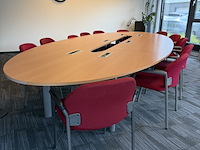 Ovale vergadertafel met ca. 12 stoelen, noot - afbeelding 2 van  8