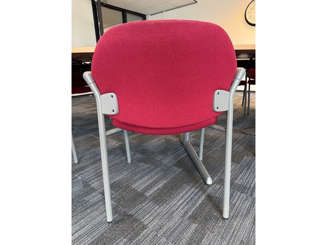 Ovale vergadertafel met ca. 12 stoelen, noot - afbeelding 6 van  8