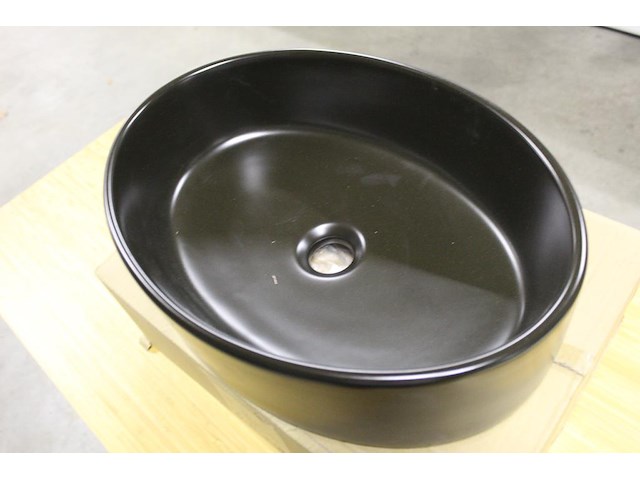 Ovale waskom zonder overloop mat zwart. afmeting 505 x 305 x 140 mm. - afbeelding 2 van  3