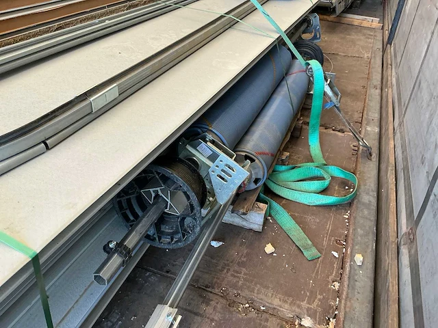 Overhead deur rol deur assa abloy - afbeelding 4 van  8