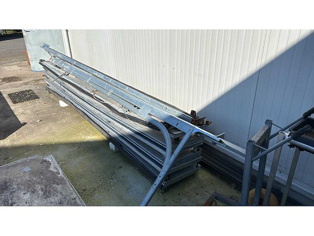 Overheaddeur - garage deur - afbeelding 2 van  2