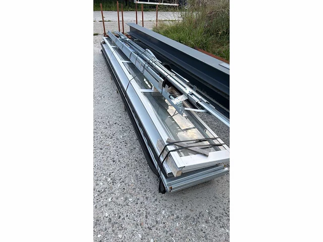 Overheaddeur - garage deur - afbeelding 2 van  3