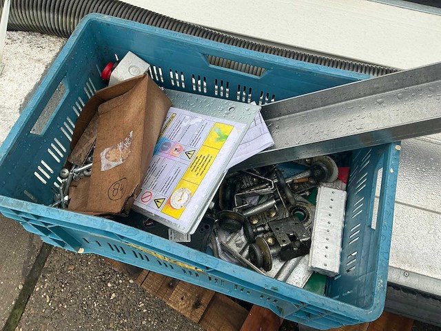 Overheaddeur (2,05x2,80 mtr) - afbeelding 11 van  12