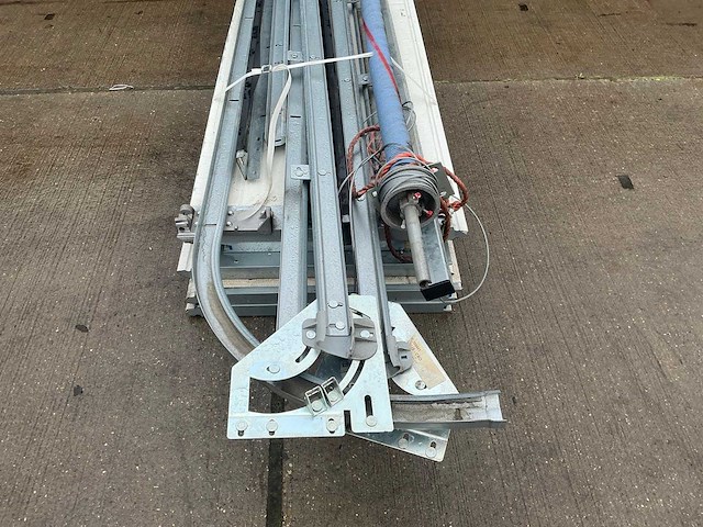 Overheaddeur (3,05x2,90 mtr) - afbeelding 4 van  10