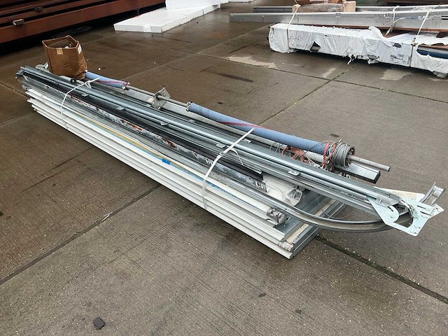 Overheaddeur (3,05x2,90 mtr) - afbeelding 5 van  10