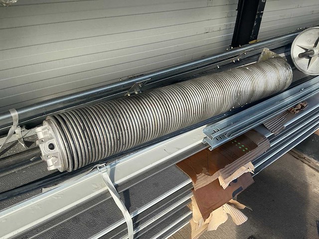 Overheaddeur (4,50x4,67 mtr) - afbeelding 8 van  11