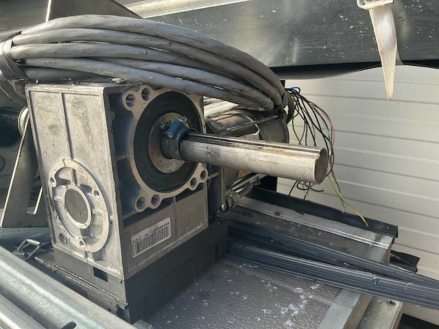 Overheaddeur (4,50x4,67 mtr) - afbeelding 2 van  11