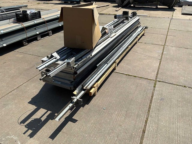 Overheaddeur elektrisch - afbeelding 4 van  4
