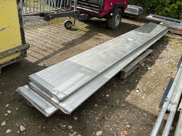Overheaddeur paneel (3x) - afbeelding 1 van  3