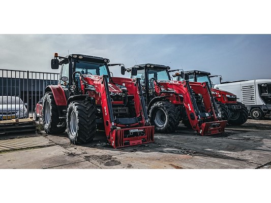 Overheidsveiling 4x massey ferguson wetterskip