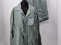 Overhemd (maat 56) en korte broek (maat 52), brett johnson - afbeelding 1 van  9