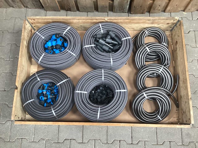 Overig bos- en tuingereedschap (168x) - afbeelding 1 van  2