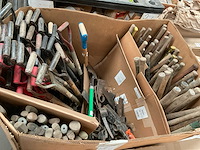 Overig bos- en tuingereedschap in palletbox; - afbeelding 1 van  5