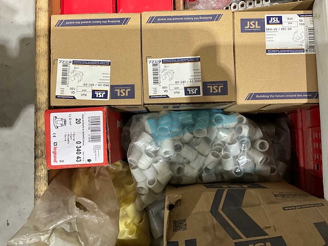 Overig elektra instalatiematerialen - afbeelding 1 van  11