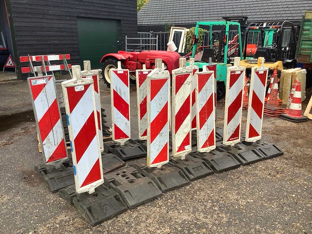 Overige aannemersmateriaal (13x) - afbeelding 2 van  5