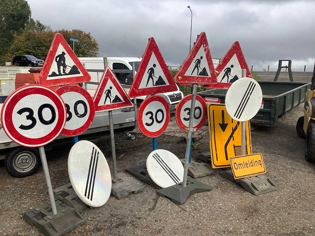 Overige aannemersmateriaal (15x) - afbeelding 3 van  5