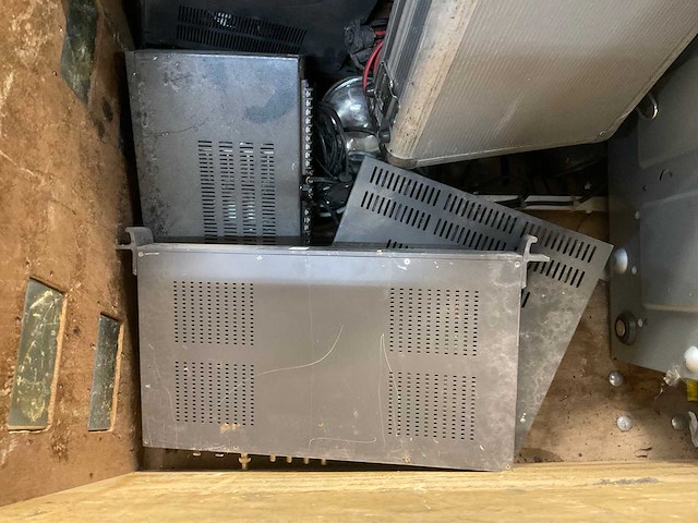 Overige audio-apparatuur flightcase-cd’s-microfoons-etc - afbeelding 3 van  12