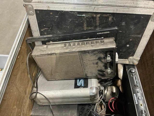 Overige audio-apparatuur incl flightcase - afbeelding 6 van  7