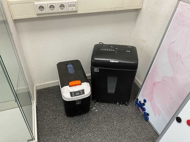Overige kantoorinventaris - afbeelding 3 van  4