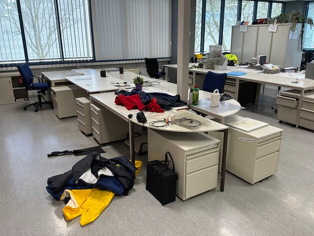 Overige kantoorinventaris - afbeelding 12 van  16