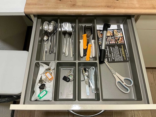 Overige keukenbenodigdheden / inhoud keuken - afbeelding 36 van  38