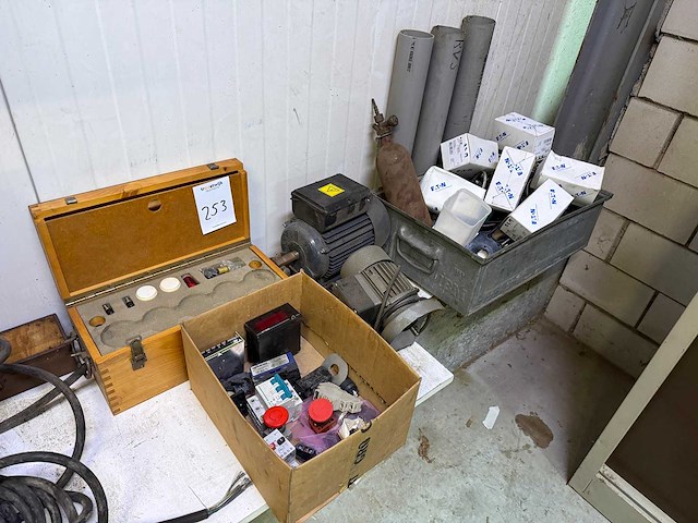 Overige magazijninventaris - afbeelding 1 van  3