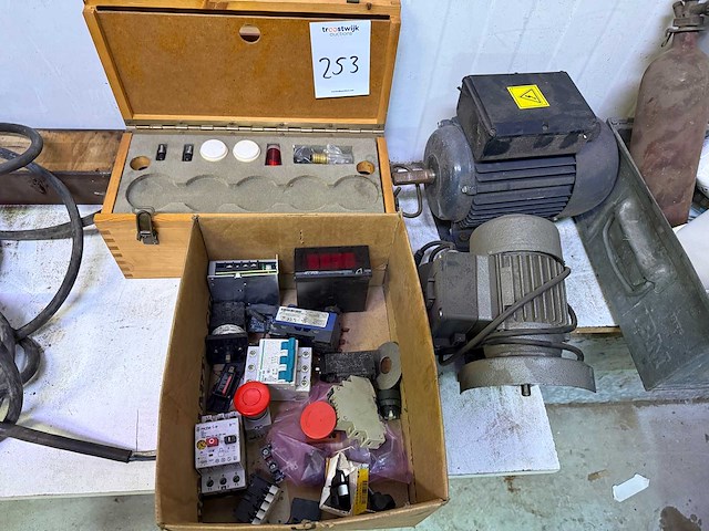 Overige magazijninventaris - afbeelding 2 van  3