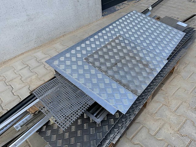 Overige metaalvoorraden - afbeelding 8 van  10