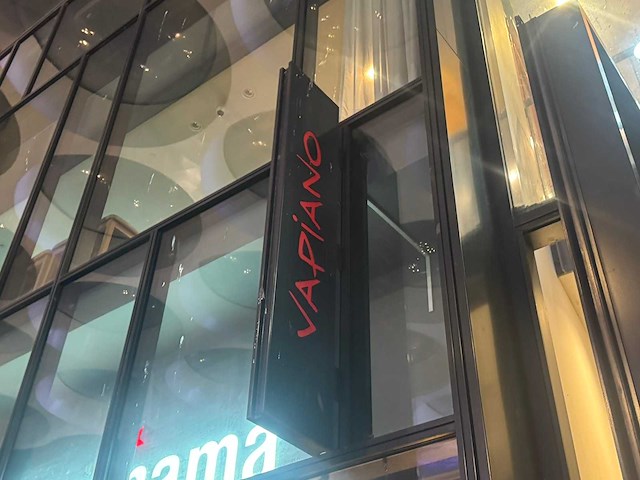 Overige restaurantinrichting (2x) - afbeelding 2 van  2