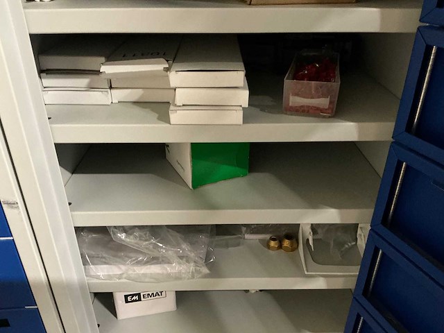 Overige werkplaatsinventaris (c) - afbeelding 2 van  50