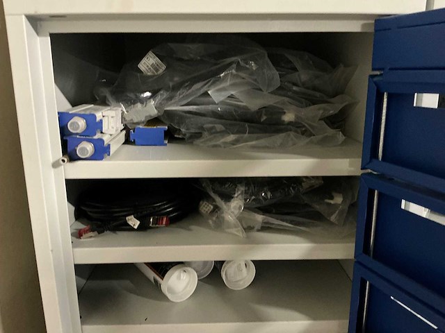 Overige werkplaatsinventaris (c) - afbeelding 5 van  50