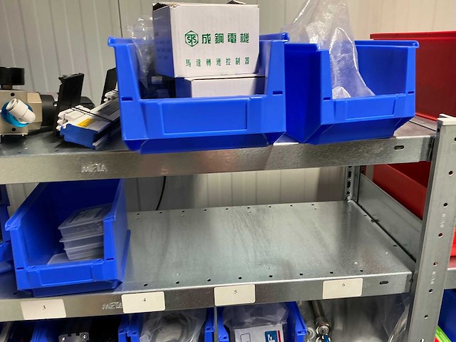 Overige werkplaatsinventaris (c) - afbeelding 16 van  50