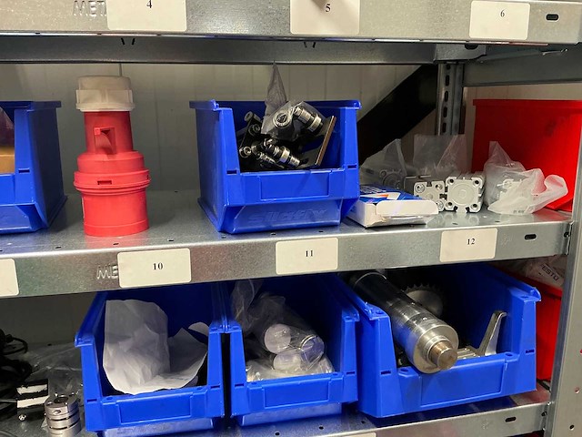 Overige werkplaatsinventaris (c) - afbeelding 19 van  50