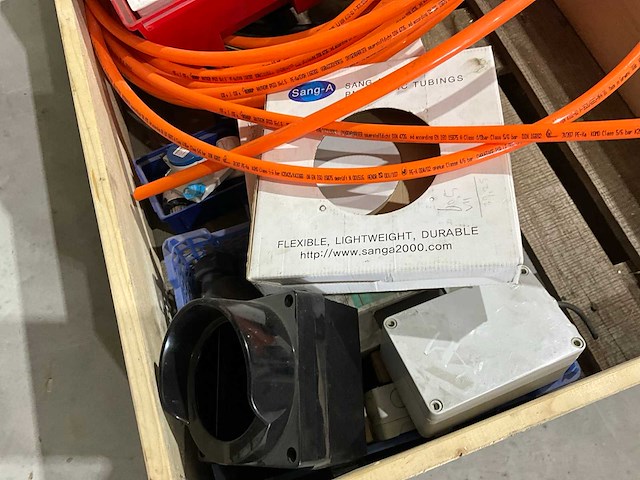 Overige werkplaatsinventaris - afbeelding 3 van  9