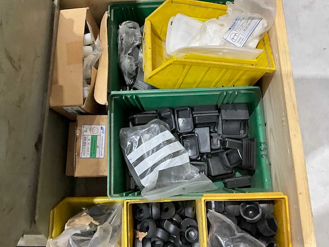 Overige werkplaatsinventaris - afbeelding 7 van  8