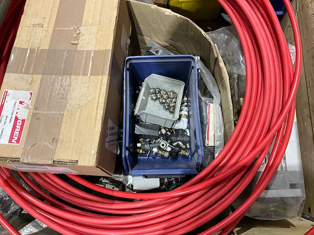 Overige werkplaatsinventaris - afbeelding 4 van  5