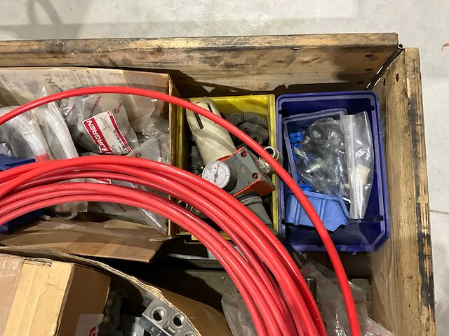 Overige werkplaatsinventaris - afbeelding 5 van  5